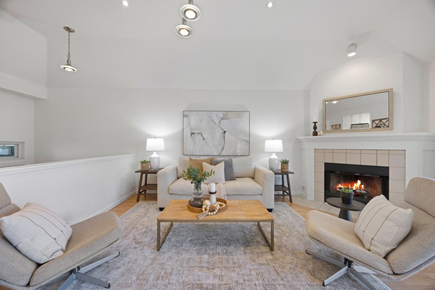 1086 Tiller Lane