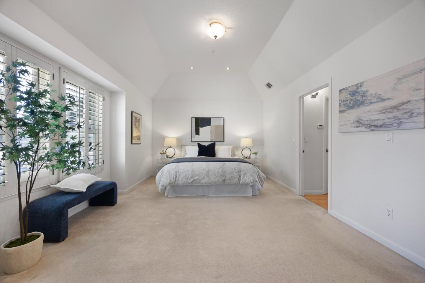1086 Tiller Lane