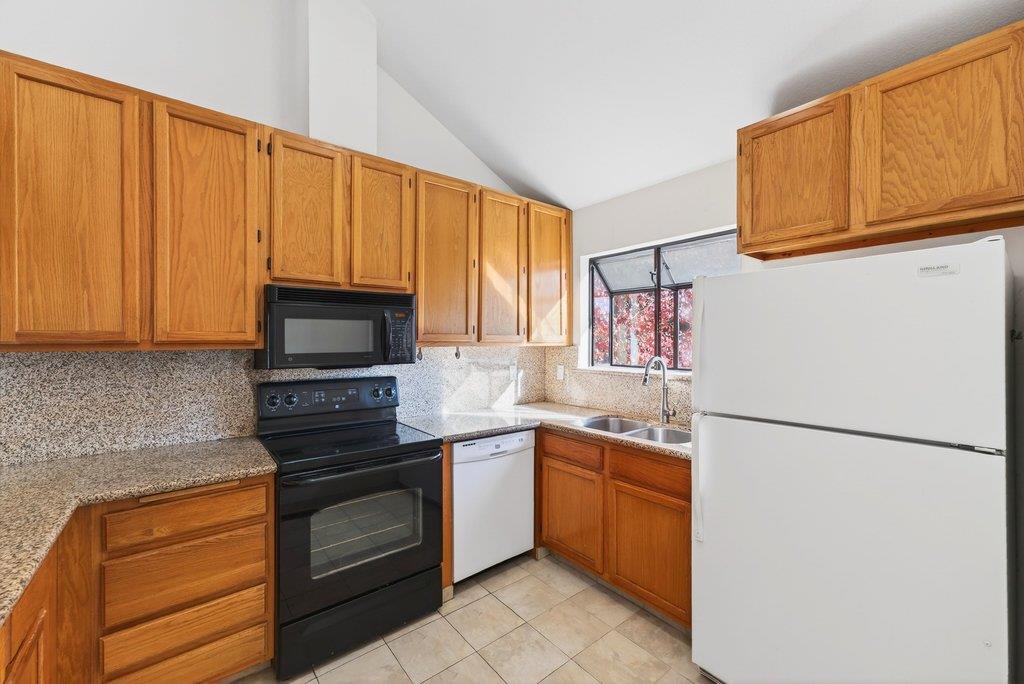 111 Bean Creek Road 158