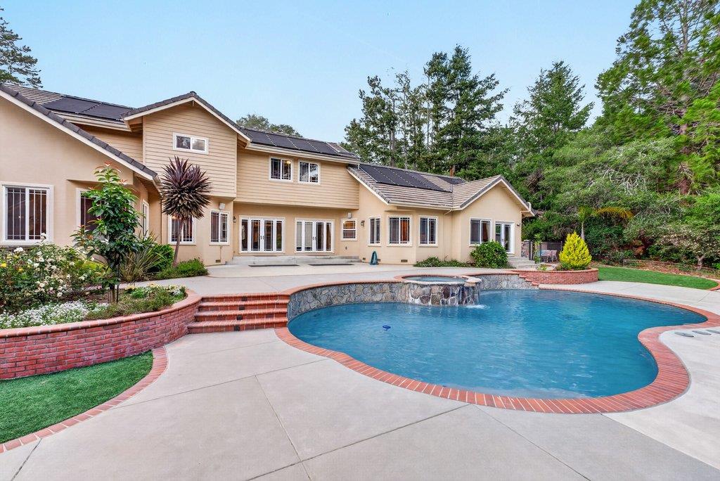 302 Pine Forest Drive