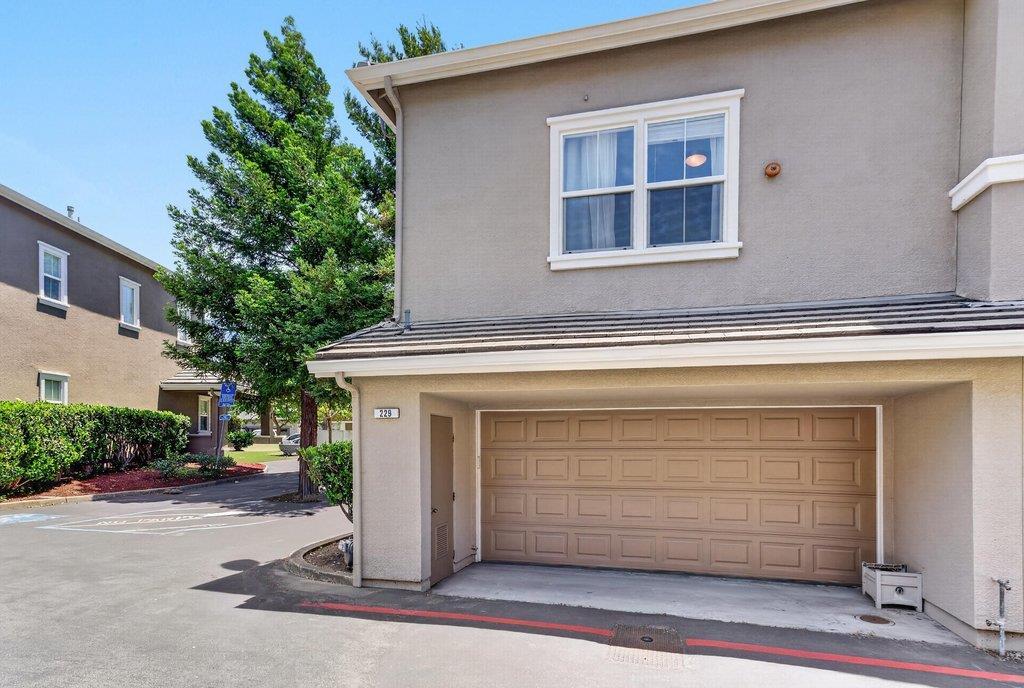 229 Lighthouse DR