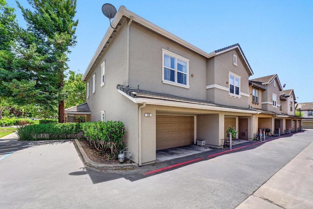 229 Lighthouse DR