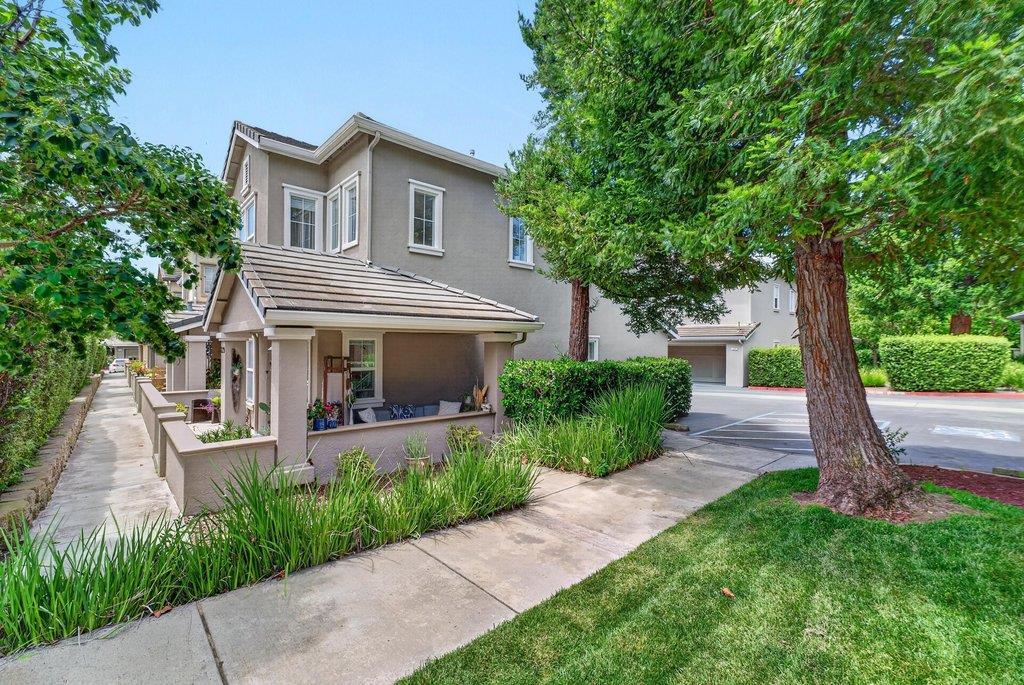 229 Lighthouse DR