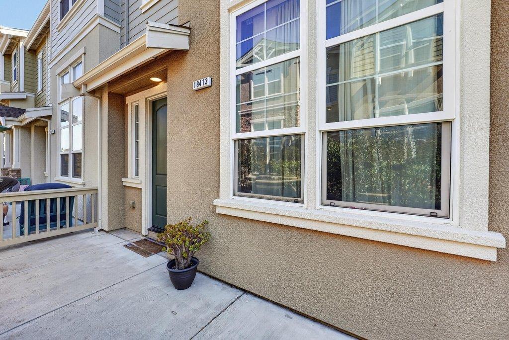 18413 Ruby LN
