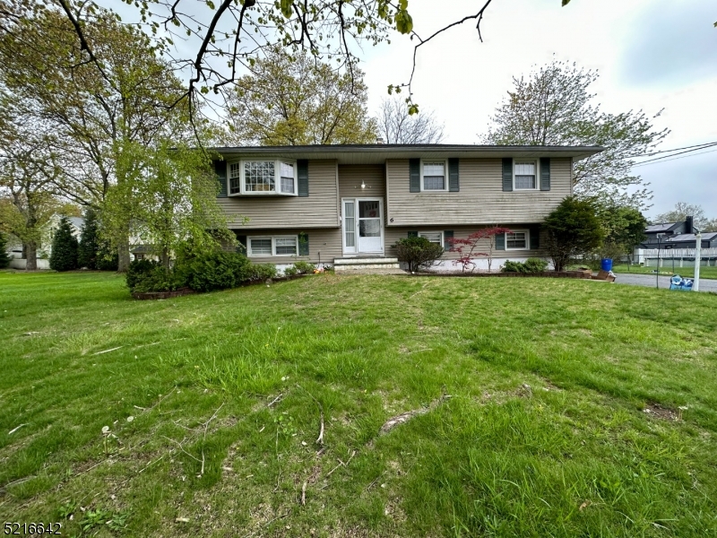 6 Normandy Dr