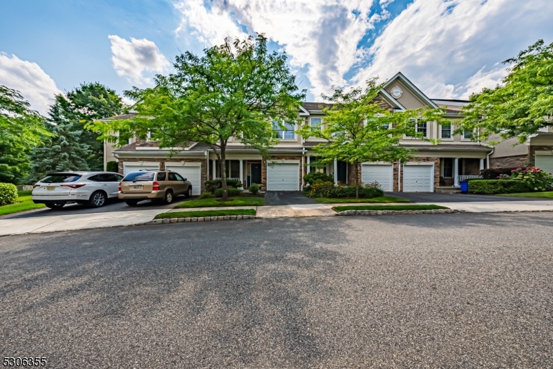 183 Levinberg Ln