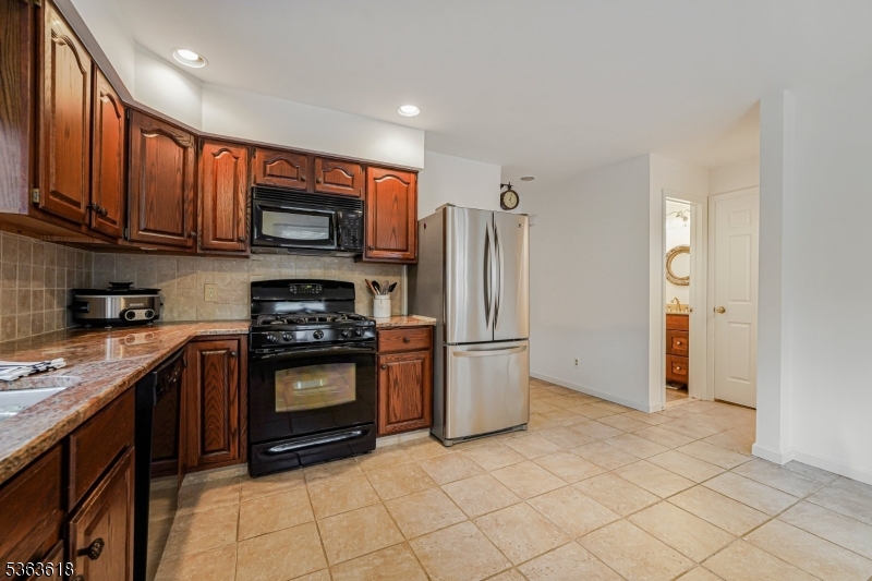 146 Beechwood Dr