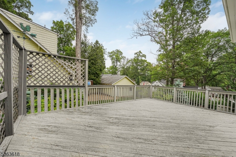 146 Beechwood Dr