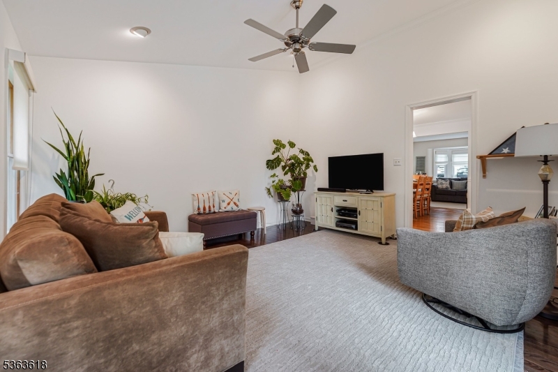 146 Beechwood Dr