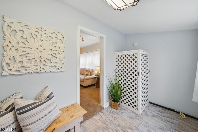 13 Madelyn Ave