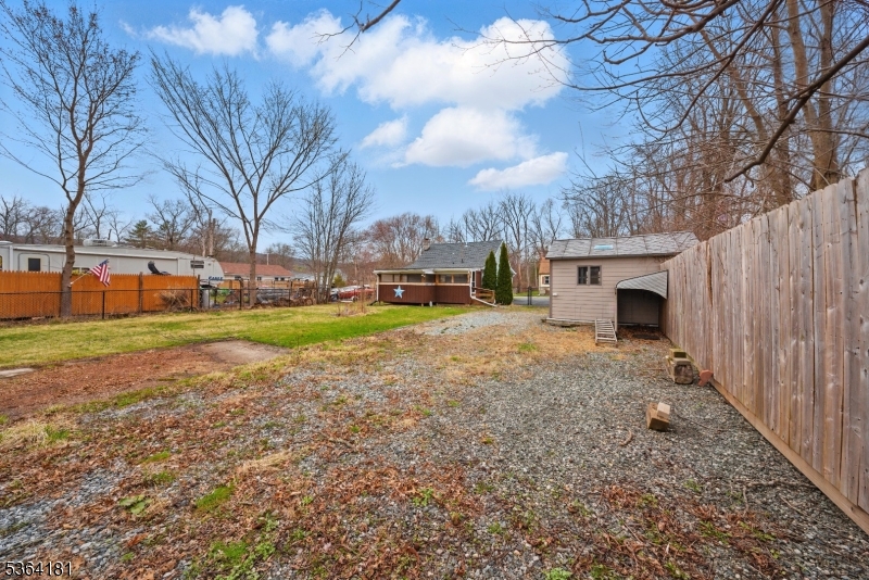 13 Madelyn Ave
