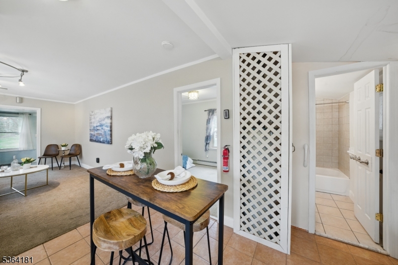 13 Madelyn Ave