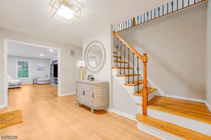 32 Lord William Penn Dr