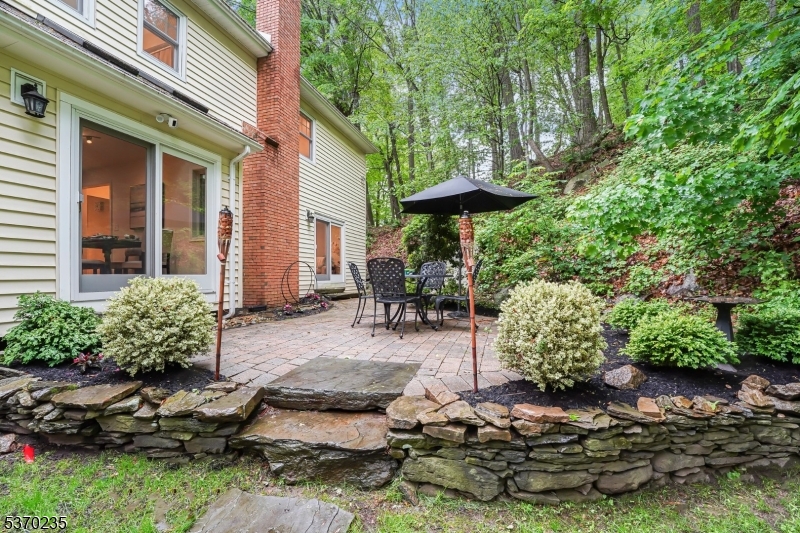 32 Lord William Penn Dr
