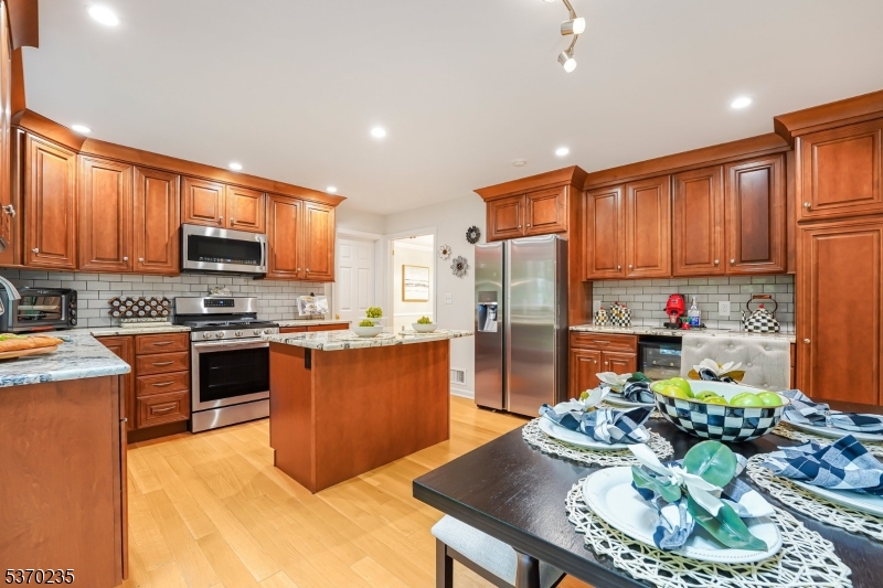 32 Lord William Penn Dr