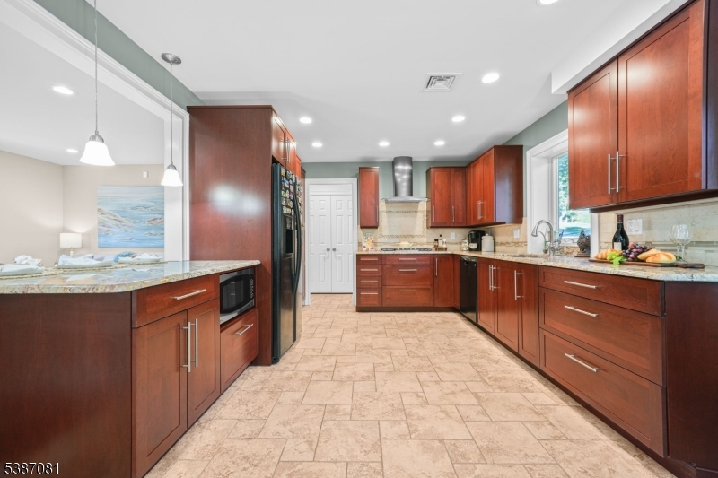 20 Knight Rd