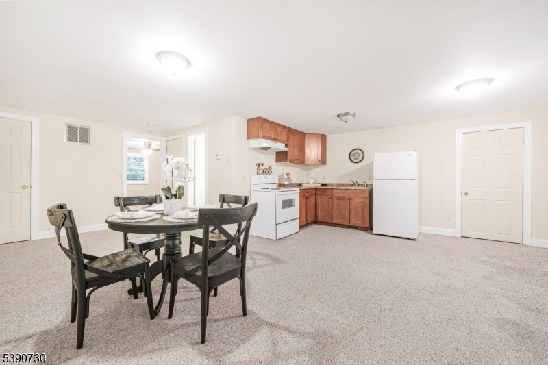 14 Weinmanns Blvd