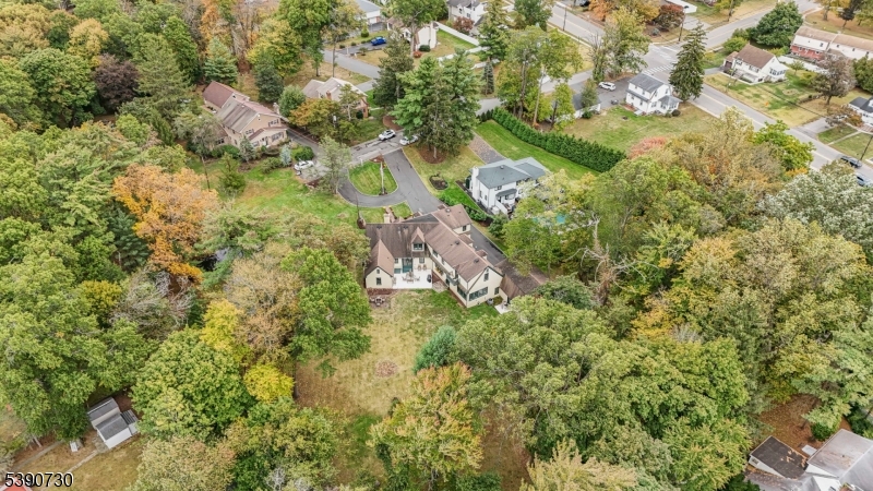 14 Weinmanns Blvd