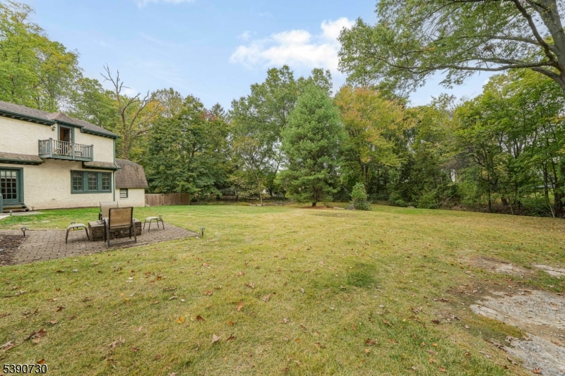 14 Weinmanns Blvd