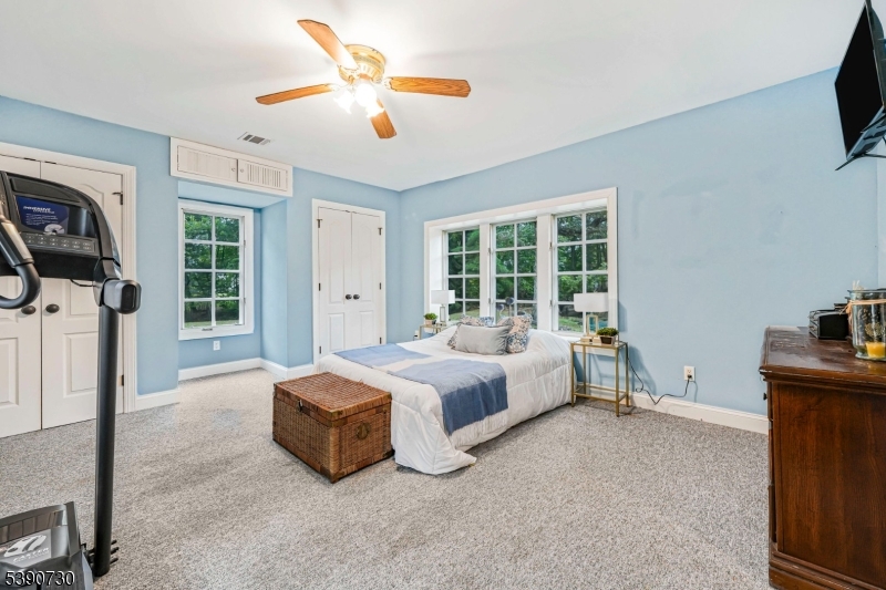 14 Weinmanns Blvd