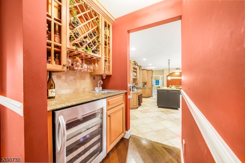 14 Weinmanns Blvd