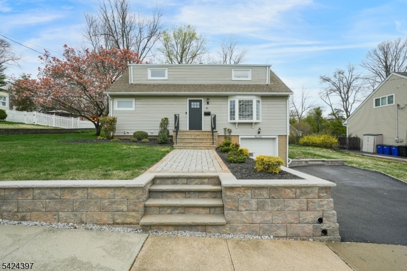 21 Joseph Pl