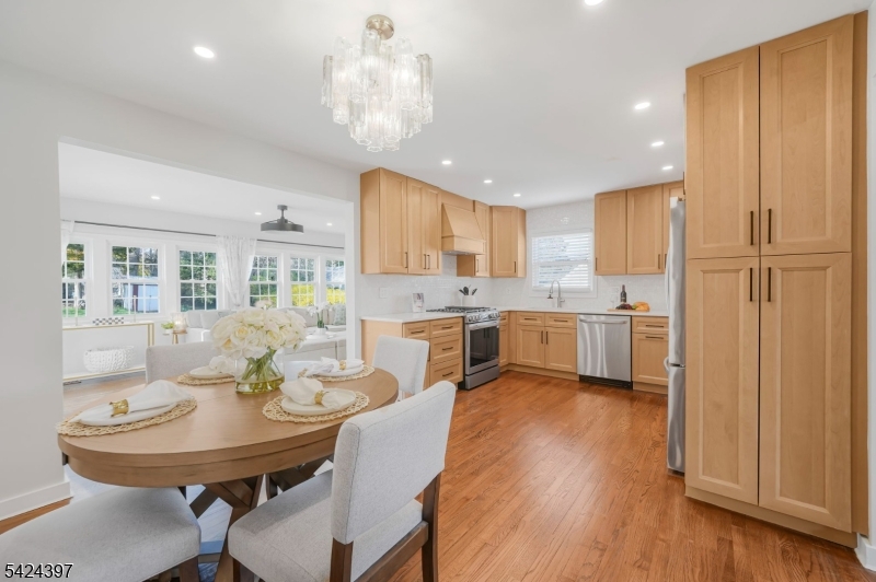 21 Joseph Pl