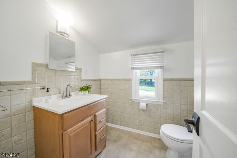 21 Joseph Pl