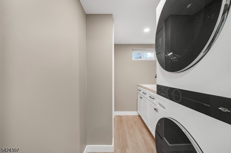21 Joseph Pl