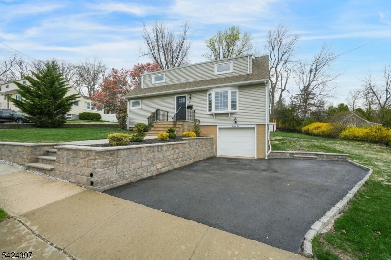 21 Joseph Pl