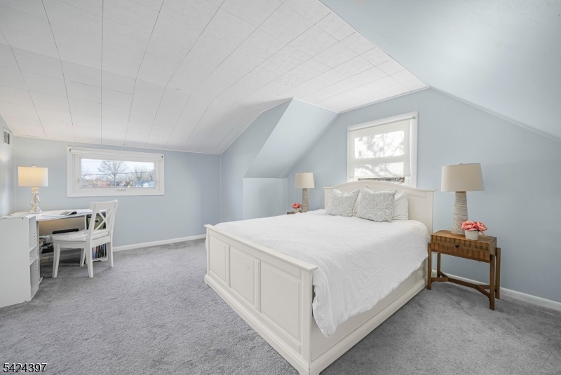 21 Joseph Pl