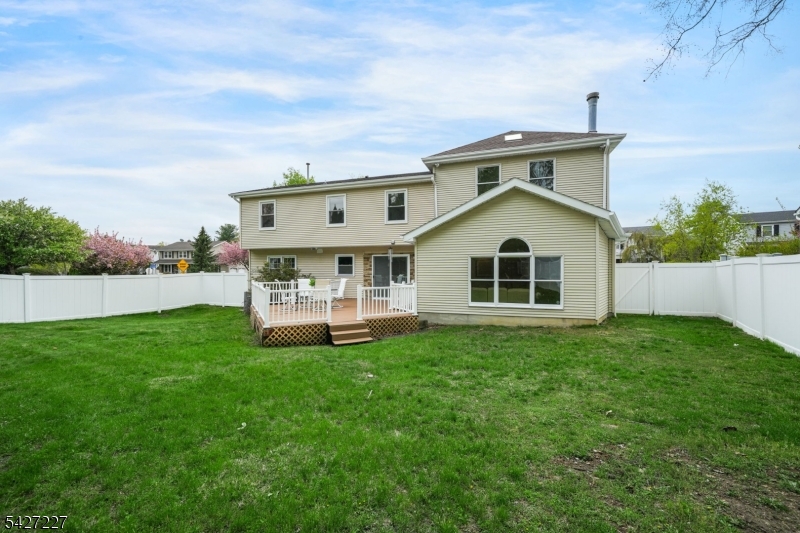 45 Holyoke Ct