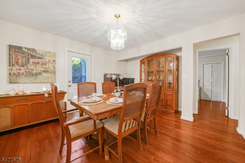 94 Barbara Dr