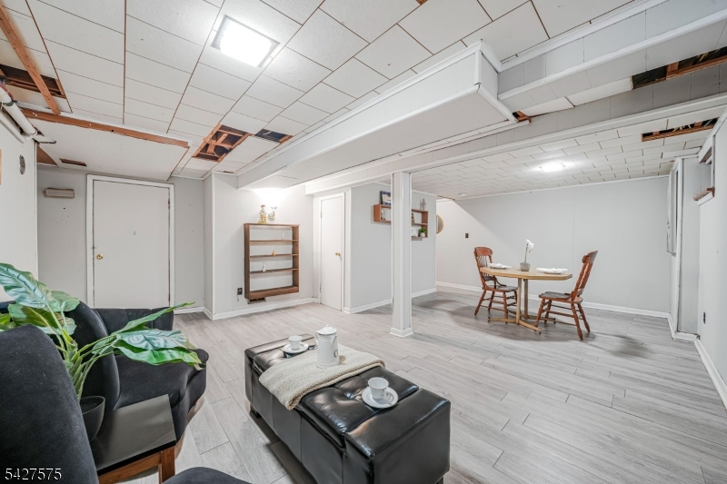 94 Barbara Dr