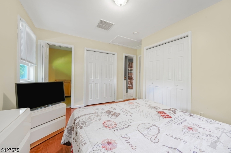 94 Barbara Dr