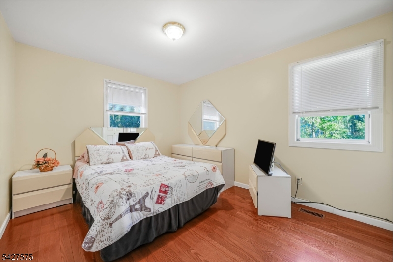 94 Barbara Dr
