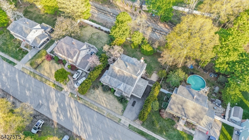 94 Barbara Dr