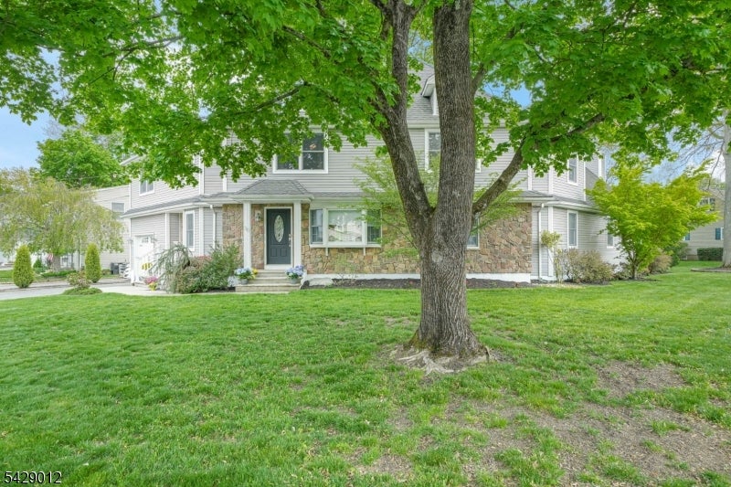 30 Oakley Way