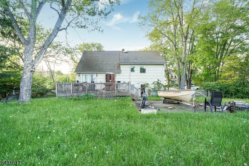 111 Deerfield Rd