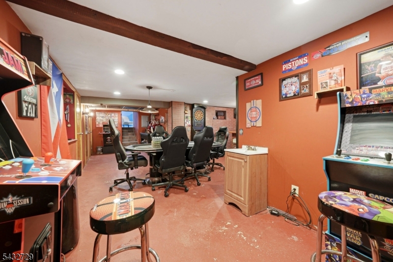 22 Federal Hill Rd