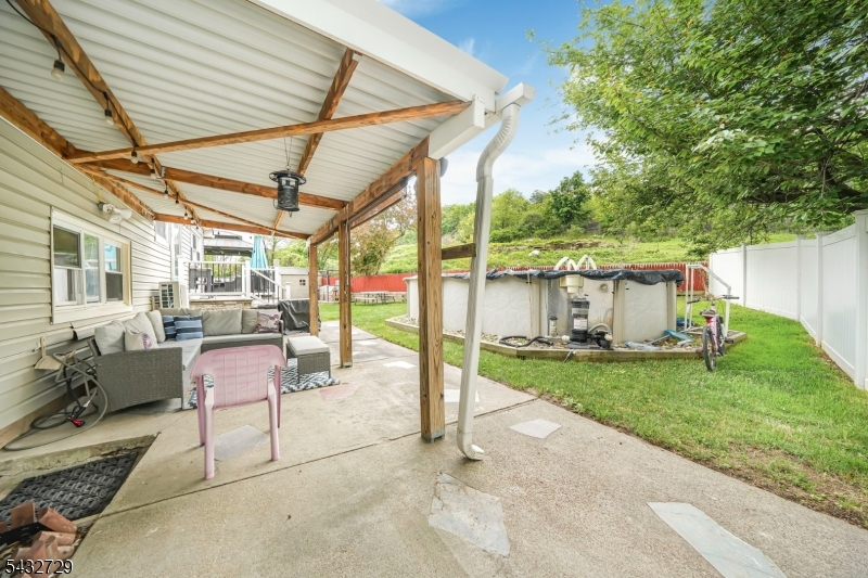 22 Federal Hill Rd