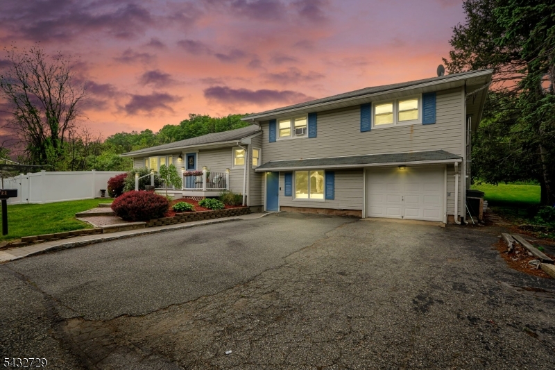 22 Federal Hill Rd