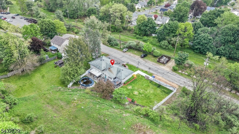 22 Federal Hill Rd