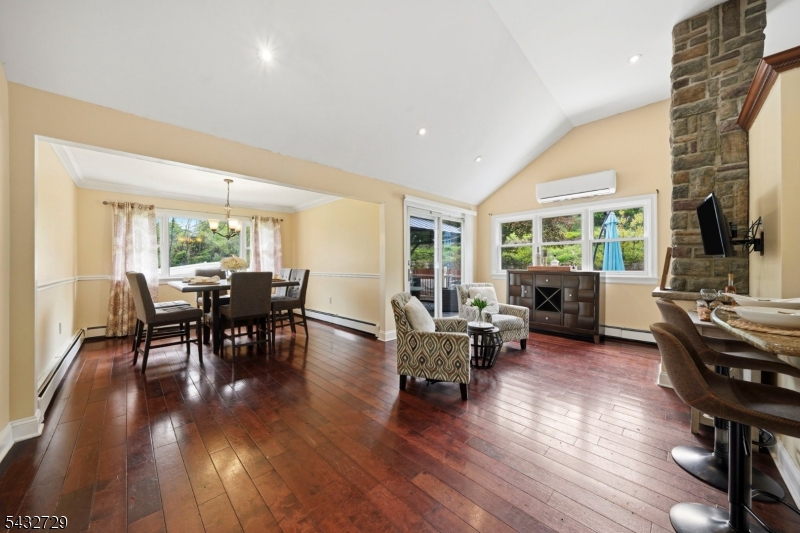 22 Federal Hill Rd