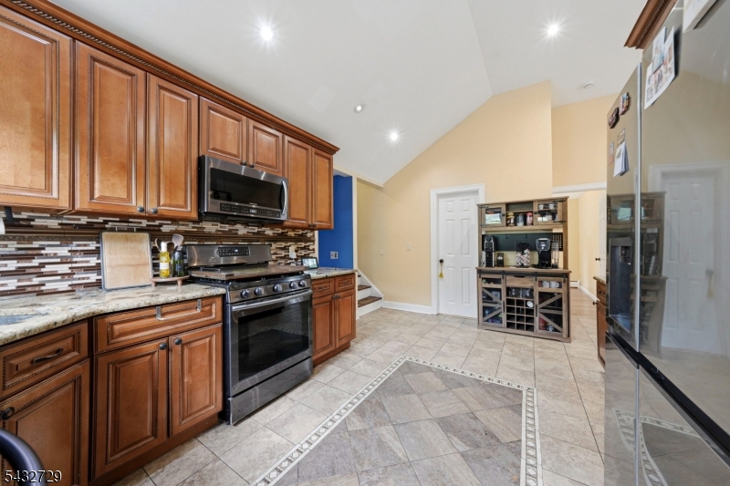 22 Federal Hill Rd