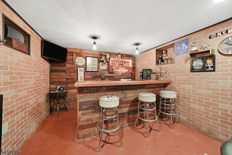 22 Federal Hill Rd