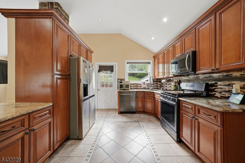 22 Federal Hill Rd
