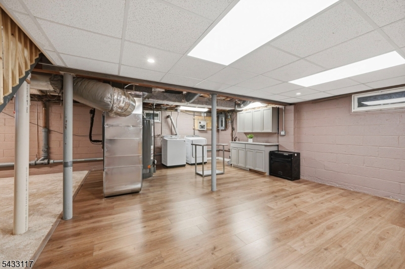 52 Barbara Dr