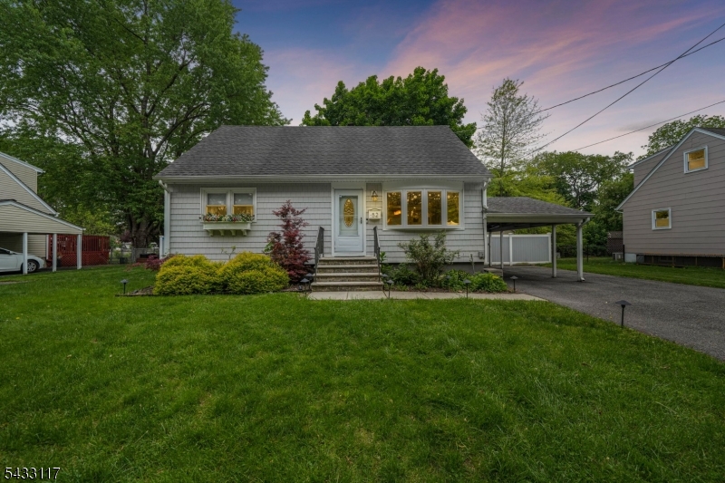 52 Barbara Dr