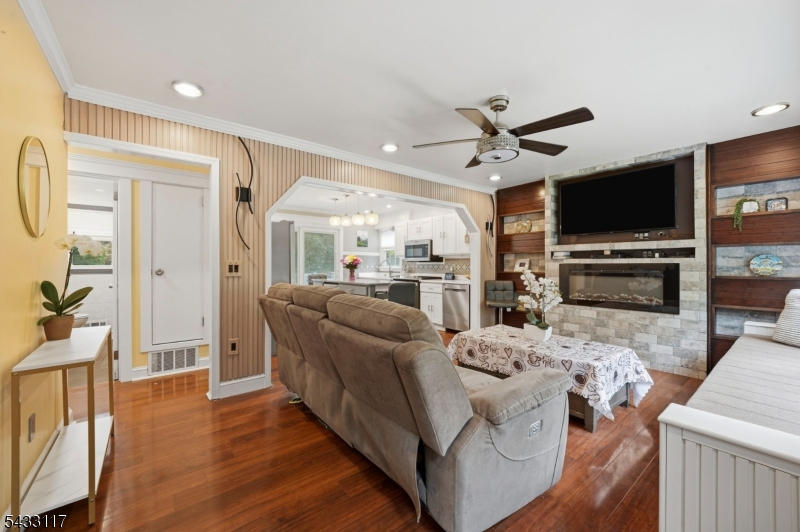 52 Barbara Dr